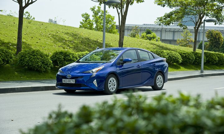 Toyota giới thiệu công nghệ Hybird tiết kiệm xăng tại Việt Nam