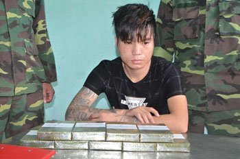 Mang 9 bánh heroin nhảy sông, vẫn sa lưới trinh sát biên phòng Quảng Ninh