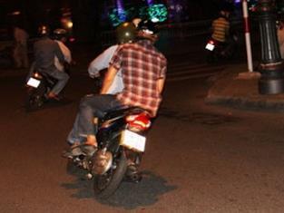 Bắt 4 tên cướp chuyên dùng dao bầu gây án trong đêm ở Hải Phòng