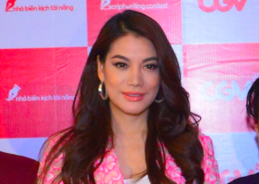 Vừa làm host 'Vietnam Next Top Model 2017', Trương Ngọc Ánh đắt show làm giám khảo