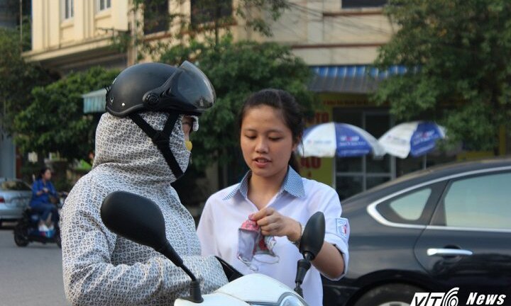 Giáo viên nhận xét đề thi vào lớp 10 môn Toán ở Hà Nội