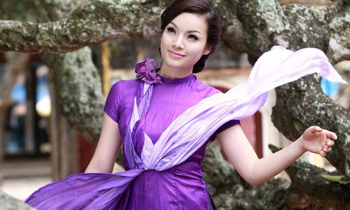 Ca sĩ Tân Nhàn: 10 năm qua tôi không có cảm giác đang làm dâu