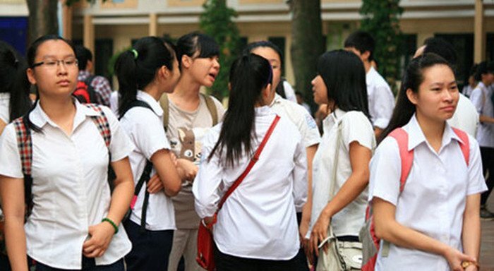 Điểm chuẩn vào lớp 10 THPT chuyên Ngoại ngữ năm 2017