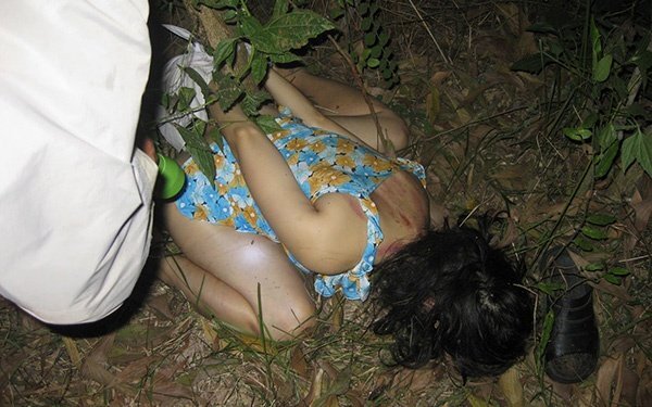 Nam thanh niên cướp, hiếp người phụ nữ đang trên đường chở con về nhà