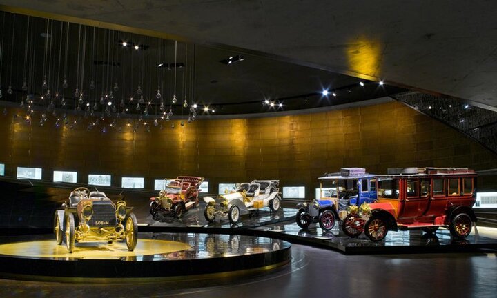 Khách hàng TPBank có cơ hội tới Đức khi vay mua Mercedes-Benz trong tháng 6