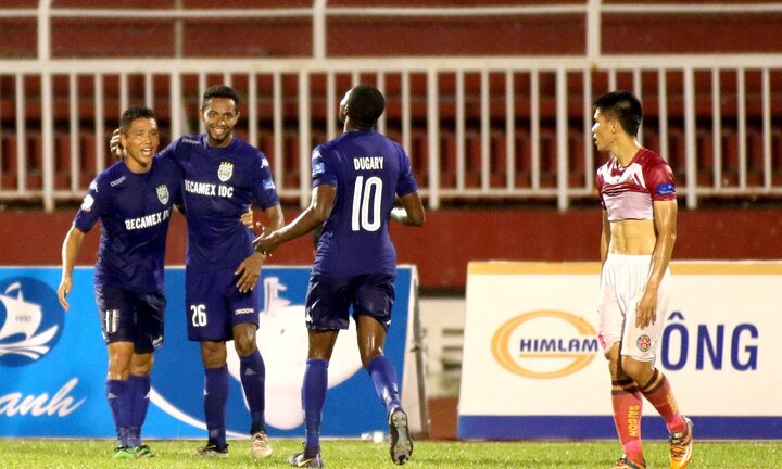 Video kết quả tứ kết Cúp QG: Than Quảng Ninh thua đậm, Bình Dương ngược dòng ngoạn mục