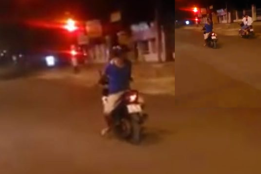 Video: Nam thanh niên vô học quay mặt phía sau điều khiển xe máy ở Đắk Lắk gây phẫn nộ