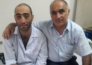 Thầy giáo ngoại quốc ở vùng núi nghèo Sơn La một mình chống chọi bệnh ung thư máu