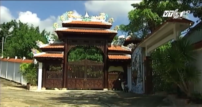 Đại gia vàng xin làm du lịch ở khu đất có biệt phủ xây trái phép