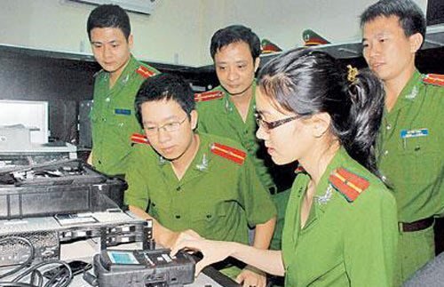 Thi THPT Quốc gia 2017: Cảnh sát phòng chống tội phạm công nghệ cao vào cuộc