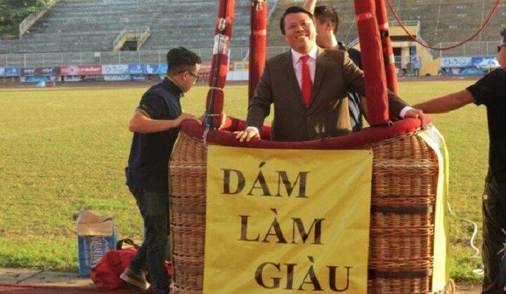 Phạt 7 triệu đồng công ty quay phim vụ 'mưa tiền' ở Huế