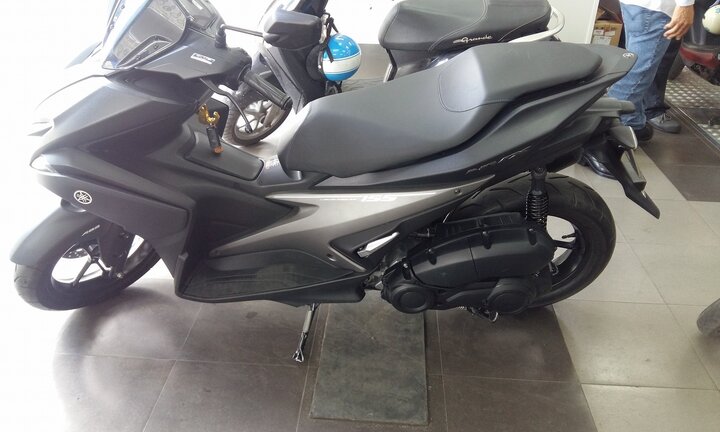 Yamaha thay giảm xóc miễn phí cho dòng xe NVX