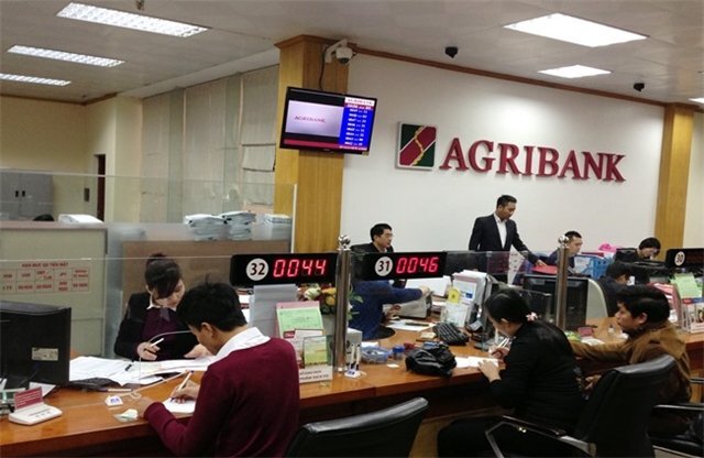 Choáng với thu nhập trên nghìn đô mỗi tháng của nhân viên Agribank