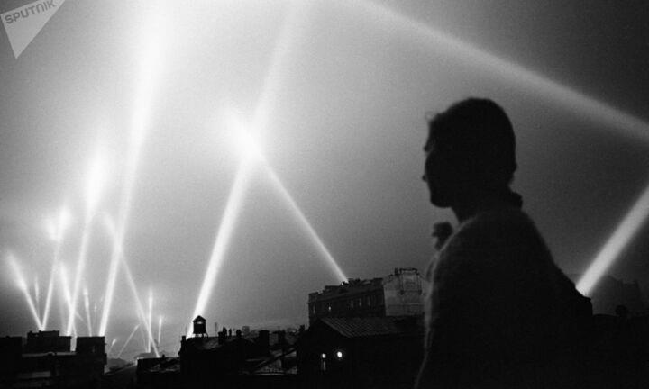 Video: Lịch sử Ngày tưởng nhớ và đau buồn của nước Nga