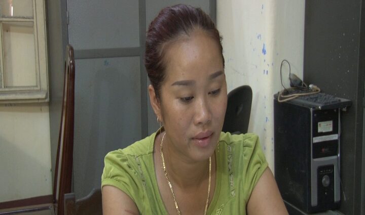 'Cướp' vỉa hè còn tấn công lực lượng chức năng