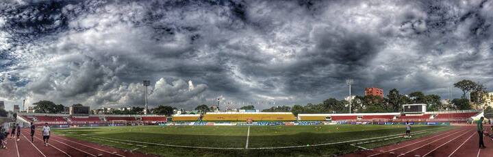 Bóng đá Việt Nam: Bao giờ hết cảnh 'trống vắng chiều nay'?