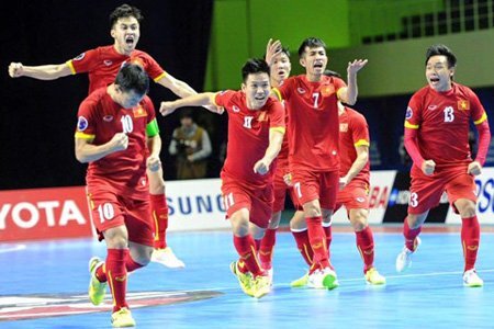 Tuyển Futsal Việt Nam tập trung: Lại bị nghi ngờ ưu ái Thái Sơn Nam, Thái Sơn Bắc