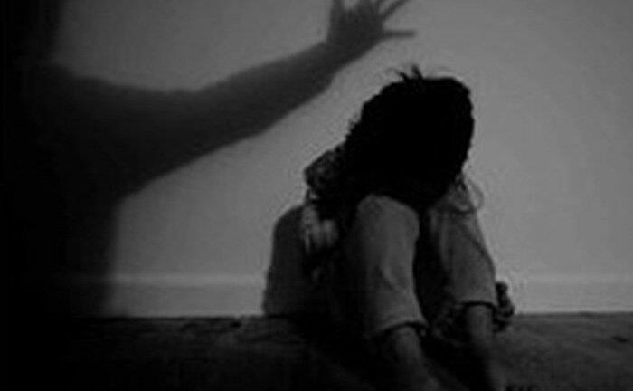 Bắt giam 'yêu râu xanh' giở trò đồi bại với con của bạn nhậu