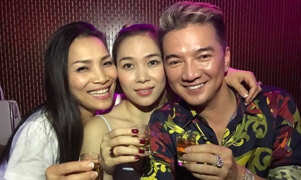 Xúc động với hình ảnh hội bạn thân siêu sao của Mỹ Tâm - Mr. Đàm hội ngộ