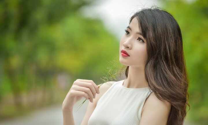 Nữ sinh ĐH Thái Nguyên cao như siêu mẫu đẹp cuốn hút trong bộ ảnh mới