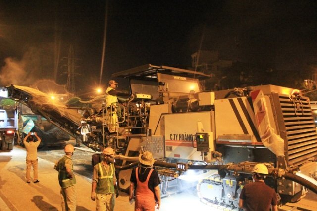 Chiêm ngưỡng dàn máy sửa đường 80 tỷ đồng, hiện đại nhất Việt Nam