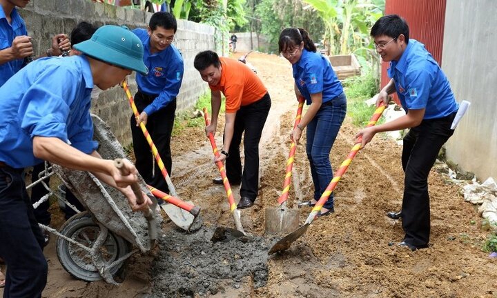Đoàn Thanh niên Tập đoàn Dầu khí Quốc gia Việt Nam hoạt động an sinh xã hội tại Phú Thọ
