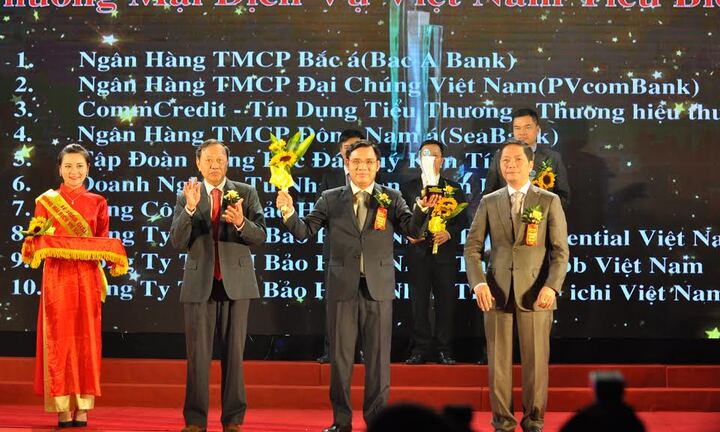 TGĐ SeABank Đặng Bảo Khánh từ nhiệm, Phó TGĐ Lê Văn Tần đảm nhiệm trọng trách mới