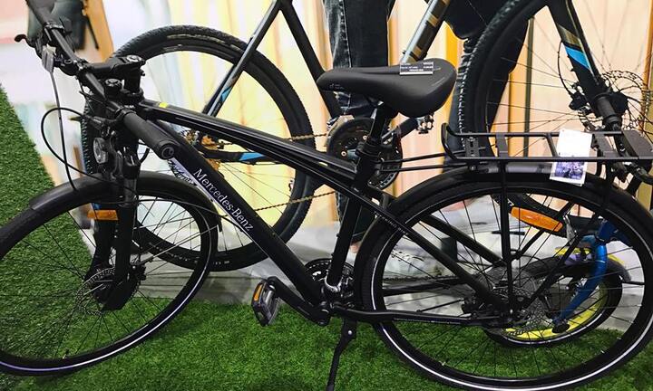 Tận mục sở thị chiếc xe đạp trị giá ngàn 'đô' ở Hà Nội