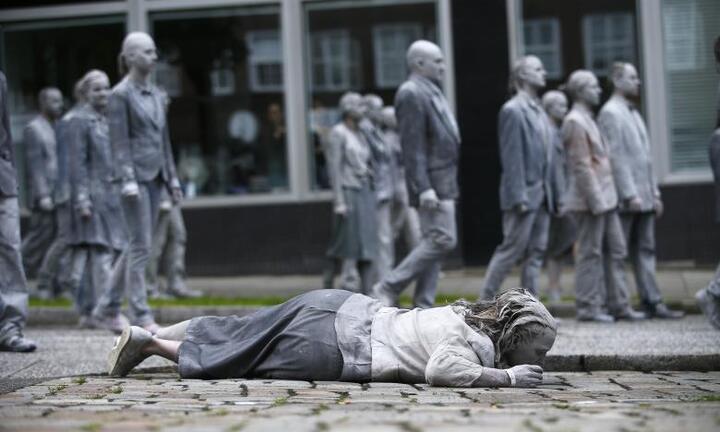 'Xác sống' biểu tình trước thềm G20