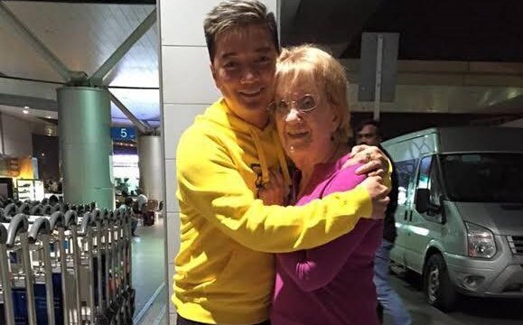 Đàm Vĩnh Hưng đau buồn khi mẹ nuôi qua đời