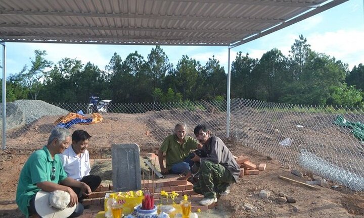 San phẳng mộ vợ vua Tự Đức làm bãi đậu xe: 'Chúng tôi sẽ kiến nghị lên Thủ tướng'