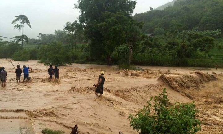 Mưa lũ càn quét các tỉnh Bắc Bộ: Thủ tướng ra công điện khẩn