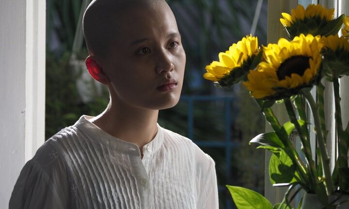 MV Khúc ca yêu cuộc đời gây rúng động cộng đồng mạng