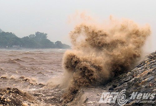 Bão số 2 sắp vào đất liền: Hải Phòng chỉ đạo ứng phó khẩn cấp