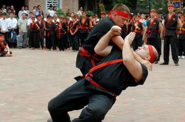 Võ hét của Nhất Nam vừa thách đấu Pierre Francois Flores có gì đặc biệt?