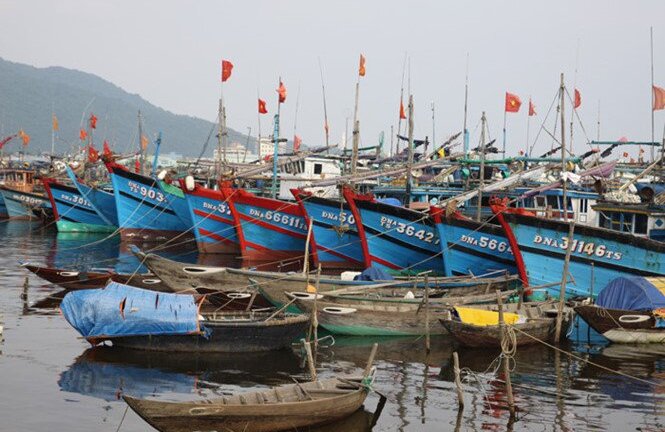 Hà Tĩnh kêu gọi tàu thuyền vào nơi neo đậu an toàn tránh bão số 2