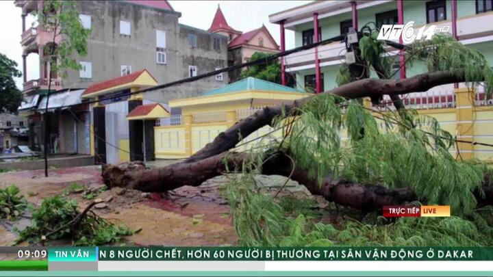 Bão số 2 vào đất liền: Một phụ nữ bị tôn đè chết, tàu chở than chìm trên biển