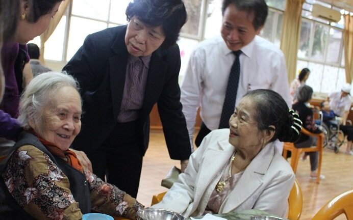 Người Việt sống thọ nhưng phải chịu 14 năm bệnh tật