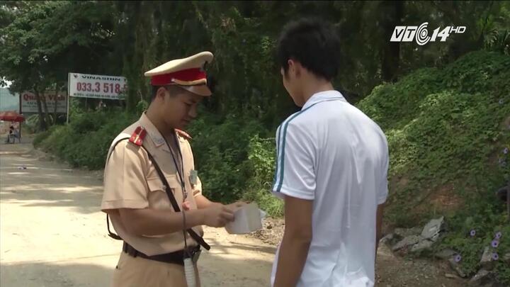 Phạt xe không mang giấy tờ gốc: Dân lâm vào tình cảnh éo le