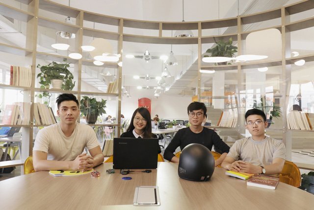 Biết người thân gặp tai nạn qua thiết bị nhỏ gọn của nhóm bạn trẻ 9X Việt