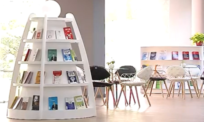 Đẹp ngỡ ngàng thư viện truyền cảm hứng đầu tiên tại Việt Nam