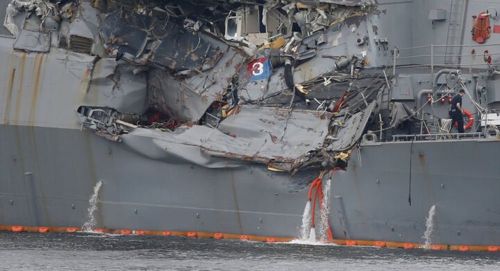 Thủy thủ đoàn tàu Mỹ mắc hàng loạt sai lầm khi bị tàu hàng Philippines đâm thủng