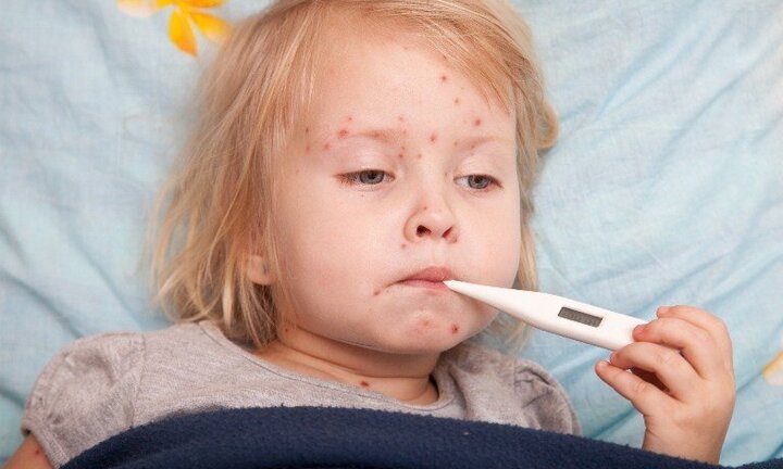 Dịch vụ lấy mẫu xét nghiệm tại nhà 'nóng' cùng mùa dịch sốt xuất huyết