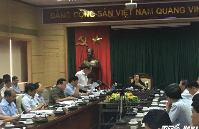 Bộ trưởng Y tế: 'Phun thuốc muỗi chỉ phòng sốt xuất huyết ngắn hạn'