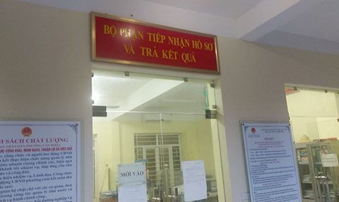 Dân tố phải 'lót tay' cho cán bộ khi làm giấy chứng tử: Chủ tịch Hà Nội yêu cầu làm rõ