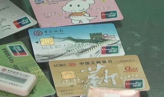 Cảnh giác 'cò mồi' lôi kéo người Việt mở tài khoản ngân hàng ở Trung Quốc