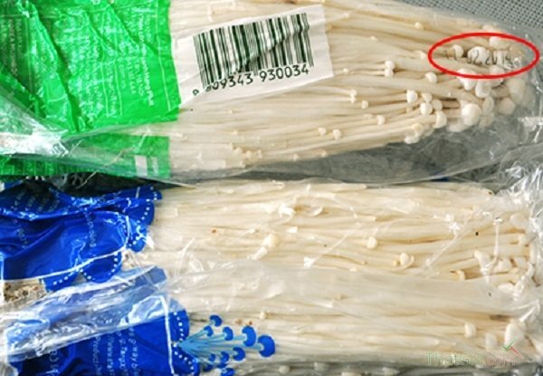 Sốc với tiết lộ của lái buôn chợ Long Biên: 'Tất cả nấm đều của Trung Quốc'