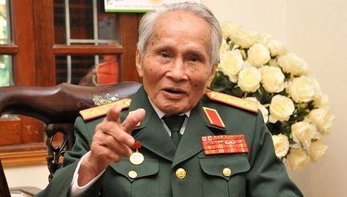 Trung tướng Nguyễn Quốc Thước: ‘Đảng đã quét rác thì phải làm cho sạch sẽ’