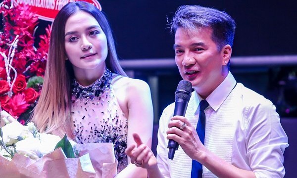 Thiều Bảo Trang gây choáng, khoe thân với đồ xuyên thấu