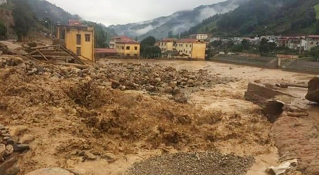 Video: Cận cảnh hiện trường hoang tàn sau lũ quét ở thị trấn Mù Cang Chải